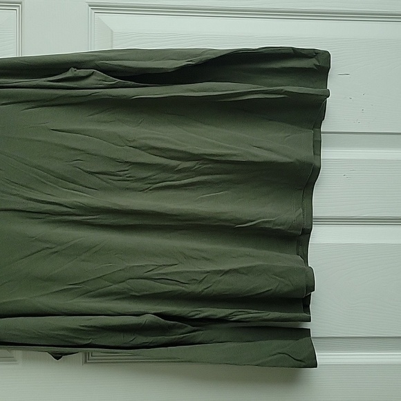 Time and Tru V Neck Long Sleeve Top - Picture 2 of 9